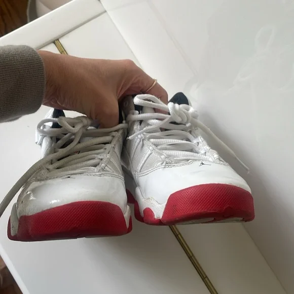 Jordan 6 Rings big kid size 2.5 (7-8 years old) - Picture 7 of 8